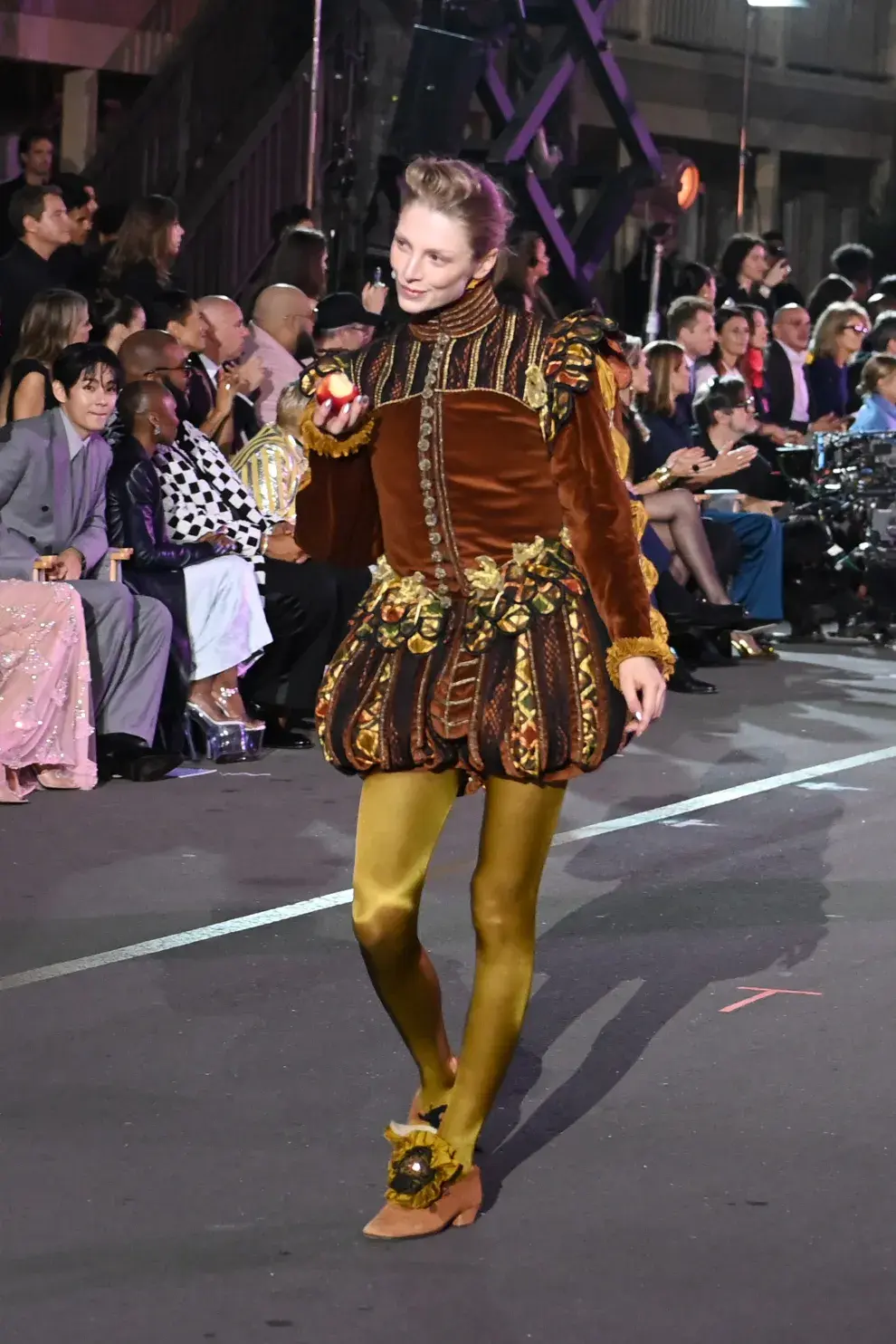 Hunter Schafer en Vogue World: Hollywood 2025.