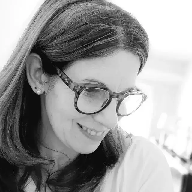 Laura Rosingana, psicóloga experta en IA en educación.