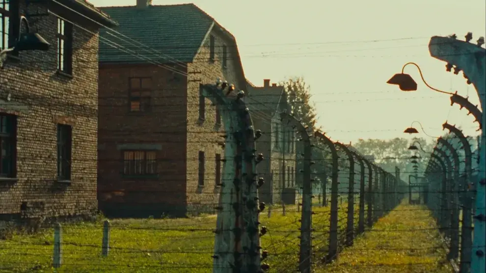 Documentales que te harán cambiar tu visión del mundo: Noche y niebla.