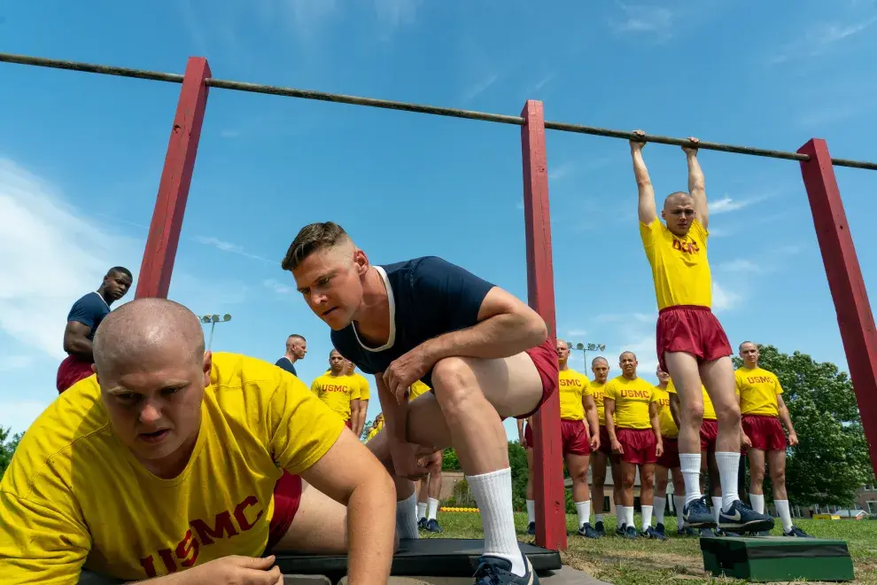 Reclutas, la serie LGBTQ que arrasa en la plataforma y tiene 8 capítulos.