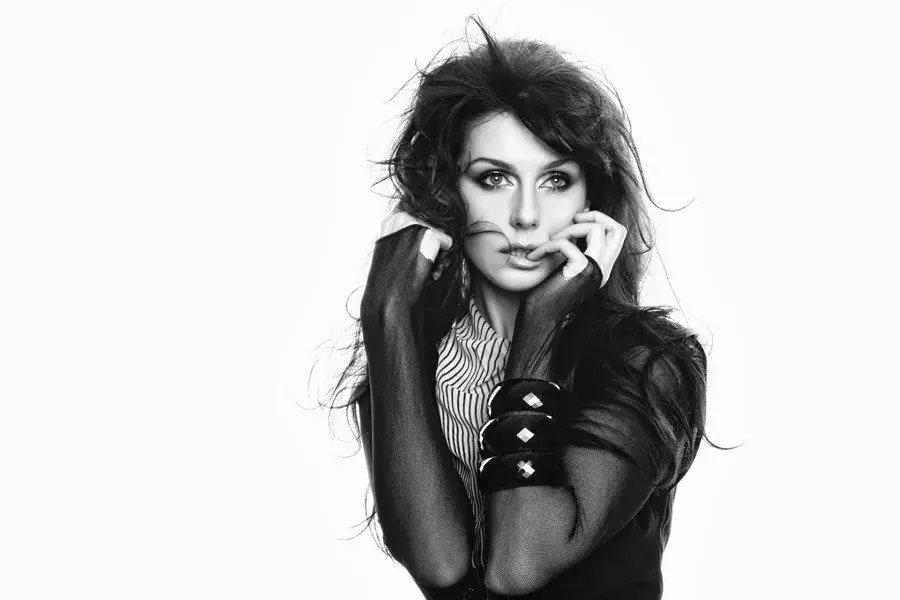 Emma Shaplin visita Buenos Aires en noviembre