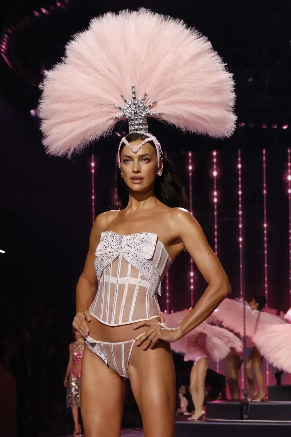Irina Shayk en la pasarela.