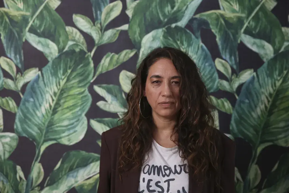 Lorena Vega montó un biodrama con su historia personal y luego también la llevó al cine.