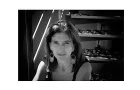 Mónica Yemayel publicó Mujeres que ya no sangran. Meopausia: el último tabú