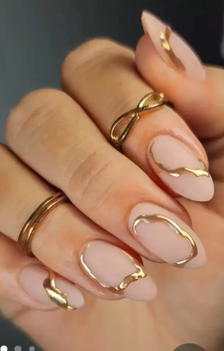 Jewel nails: estas son las uñas que usó Dua Lipa para sus recitales en Buenos Aires