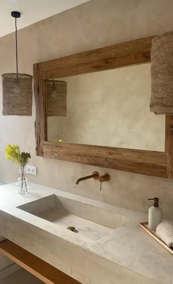 Adiós a los azulejos: los nuevos materiales que transforman el baño sin gastar de más