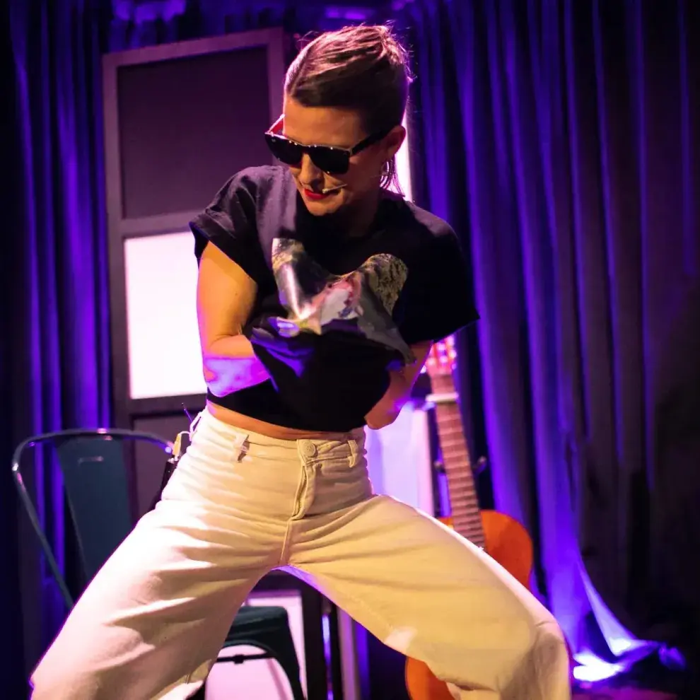 María Clara Saenz, la astróloga y actriz que conquista con AstroClap en el Paseo La Plaza