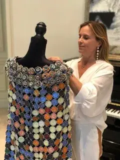 Andrea de Navarrete: la diseñadora que transforma residuos en joyería contemporánea sostenible