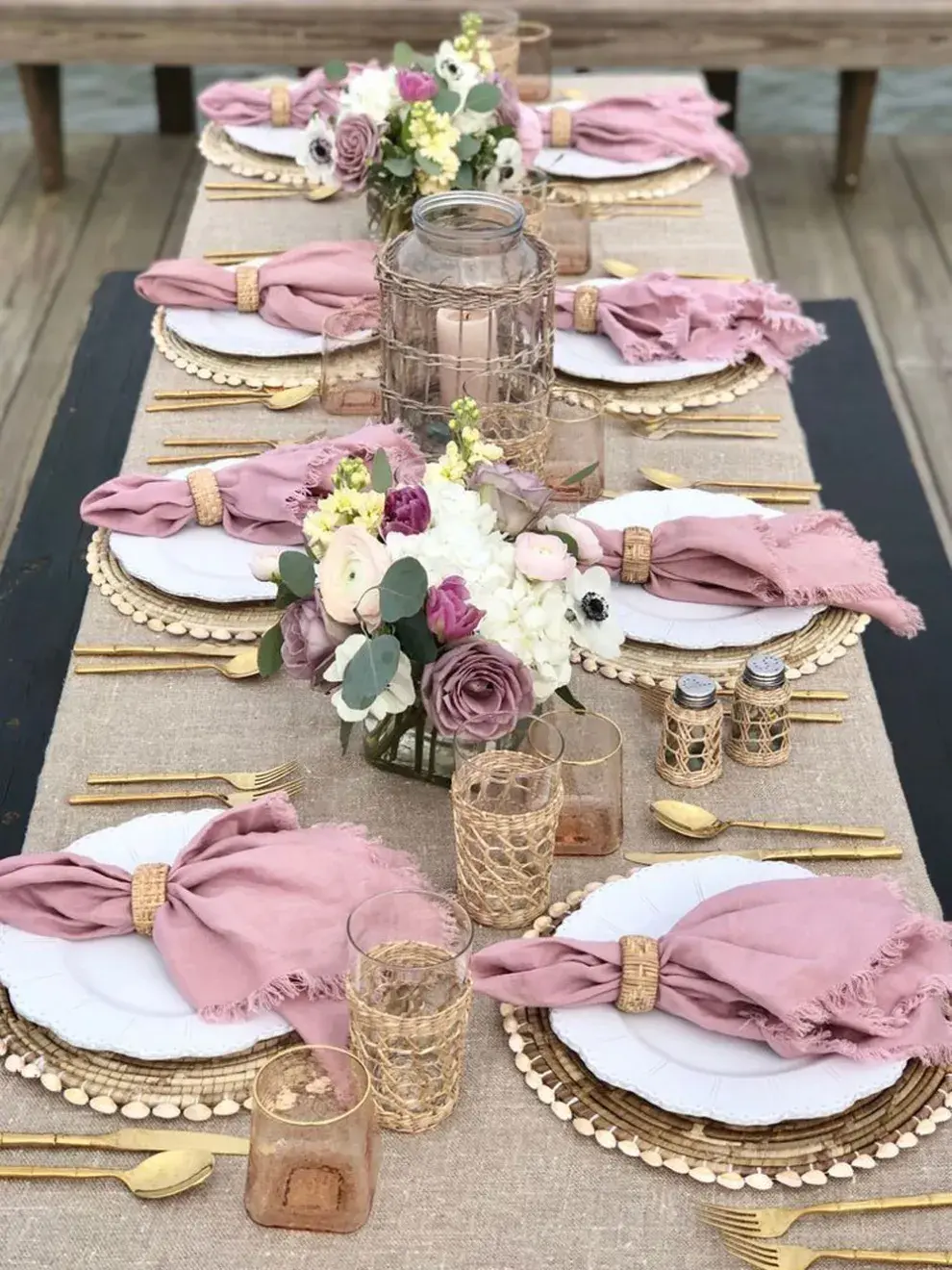  La idea: crear un espacio cálido, moderno y personal, sin que parezca una vidriera navideña.