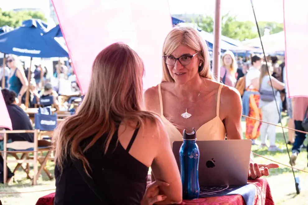 Sol Lisdero fue la encargada de hacerle la carta astral a las lectoras