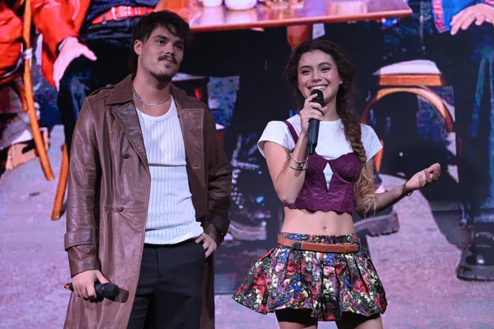 Foto de Mora Bianchi y Toti Spangenberg en el upfront de HBO Max.