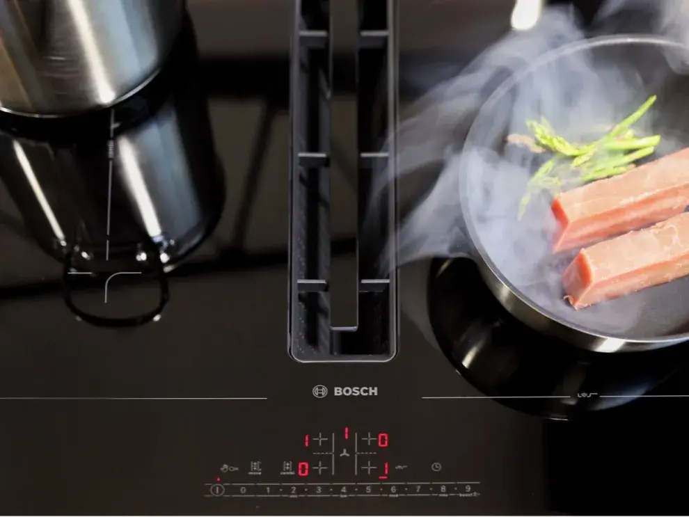 Cómo funcionan las placas con extractor incorporado