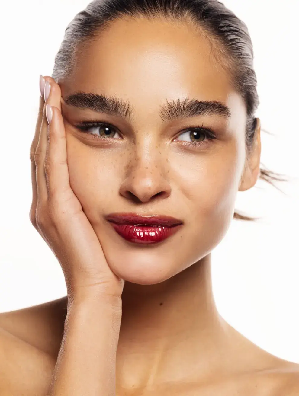 Tendencias beauty 2026: tres estilos de make up que son furor para darle la bienvenida al verano