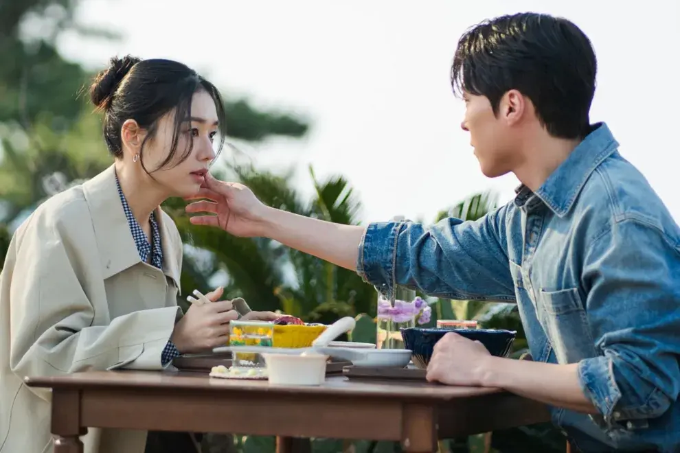 Beso dinamita está disponible en Disney+.