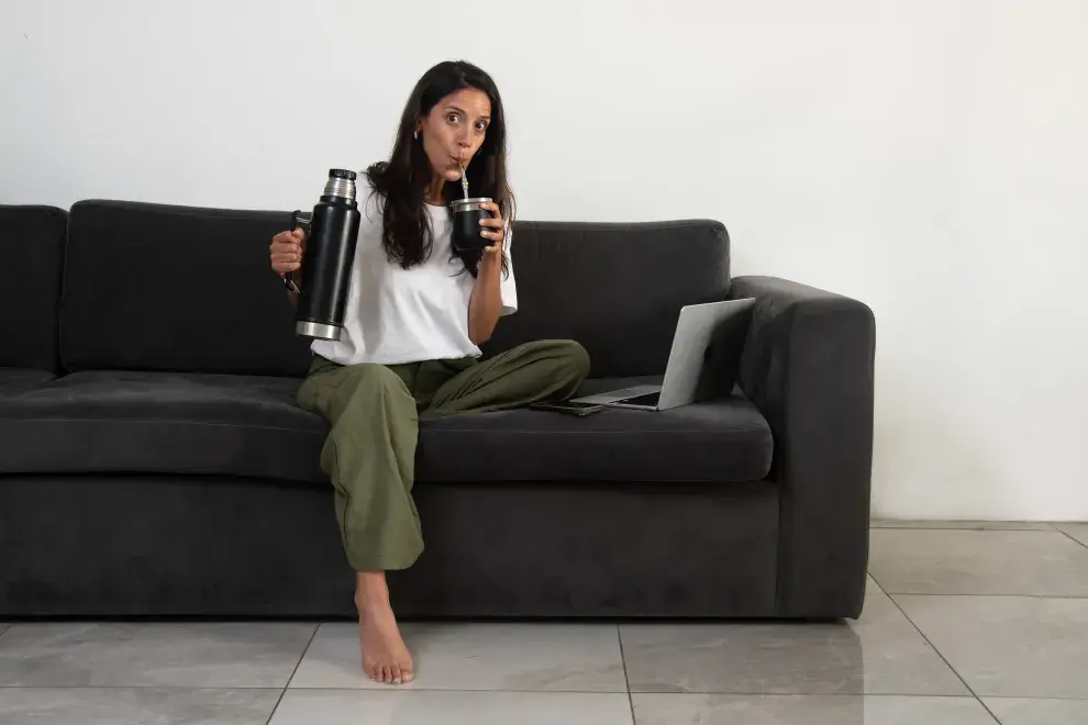 Julieta Puleo, creadora de AyMamucha y de Mamanager, cuenta su historia, su transformación y el propósito que la moviliza.