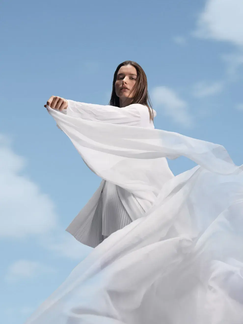 Para elegir el color del año, examinan cuidadosamente las referencias culturales, políticas y de estilo actuales, se deciden por una familia de colores y luego se concentran en el tono preciso, prestando mucha atención también a su nombre