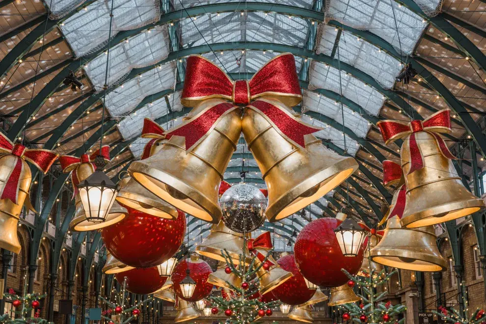 Encendido de las luces navideñas en el Obelisco con la presentación especial de Fer Dente