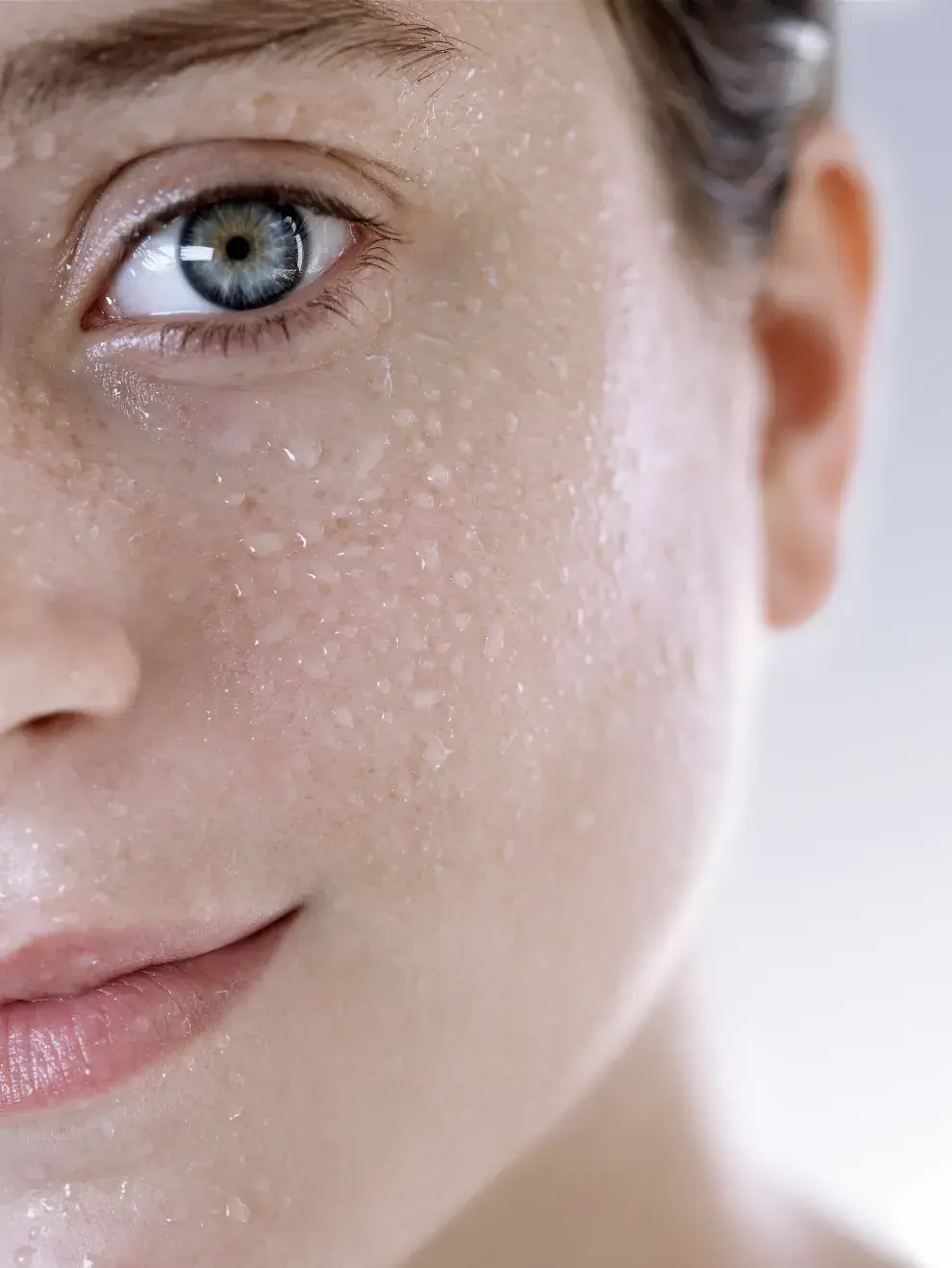 Qué es el efecto 'Glass Skin': la técnica coreana que transforma la piel y es furor