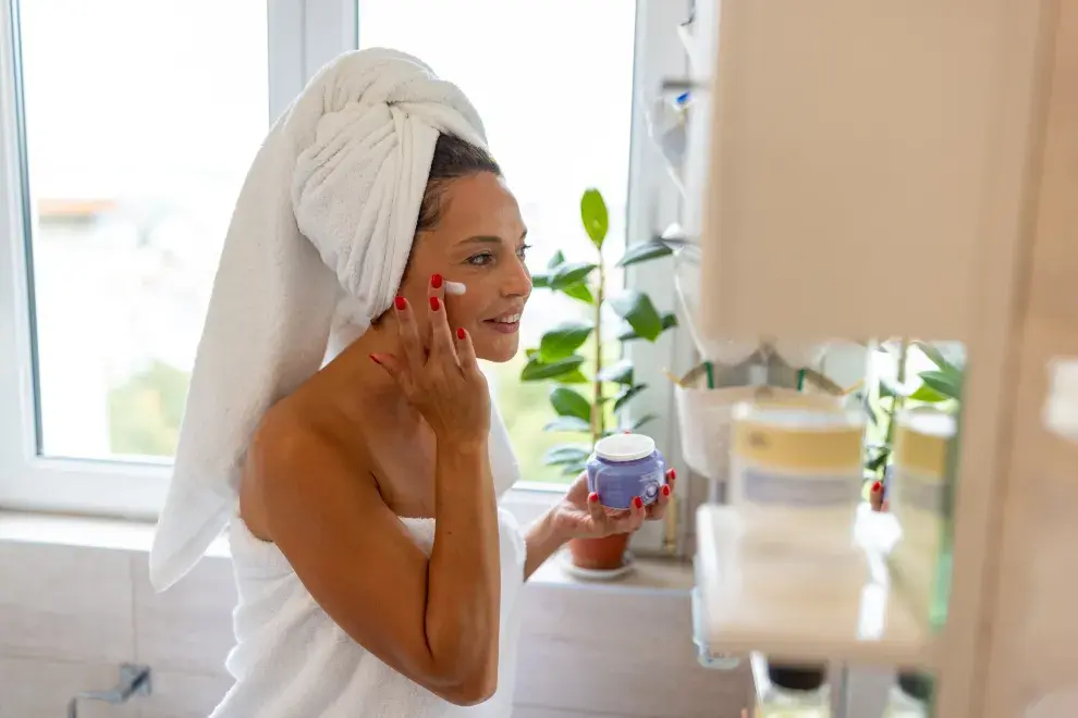 Qué es el efecto 'Glass Skin': la técnica coreana que transforma la piel y es furor