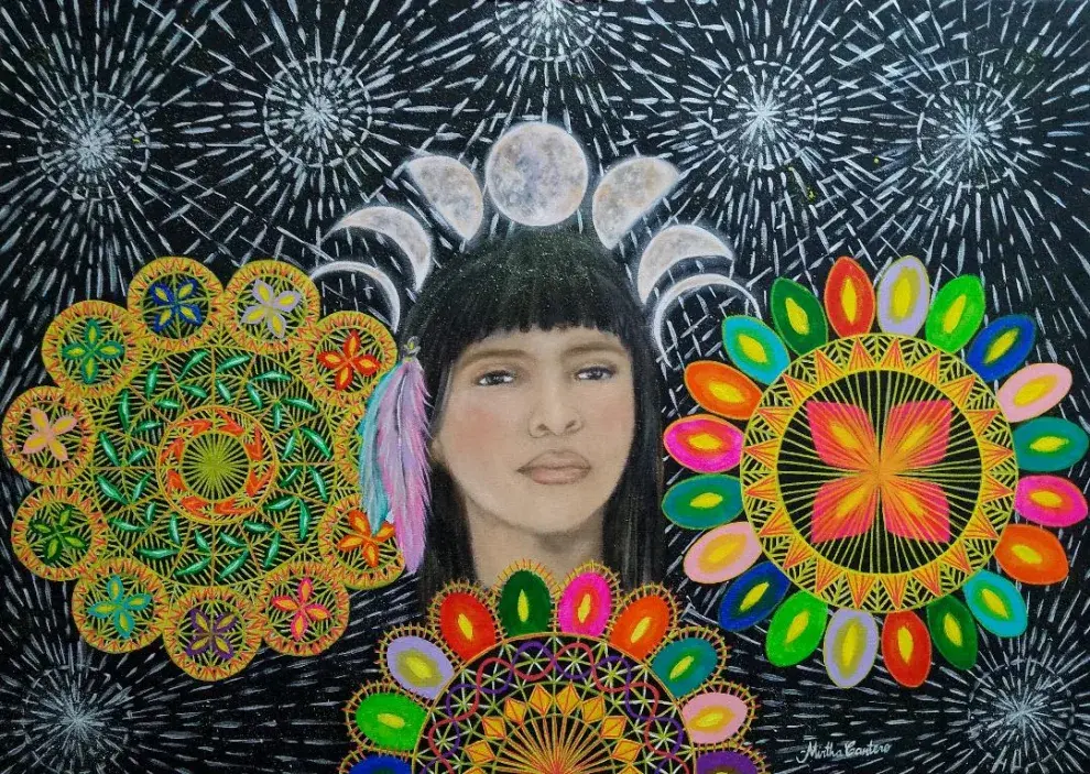 La pintora tiene una obra que es un homenaje a mujeres de pueblos originarios. 
