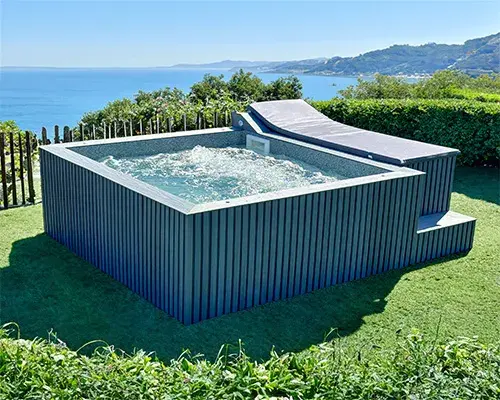 La tendencia que suma una pileta sin entrar en obra, ideal para patios chicos