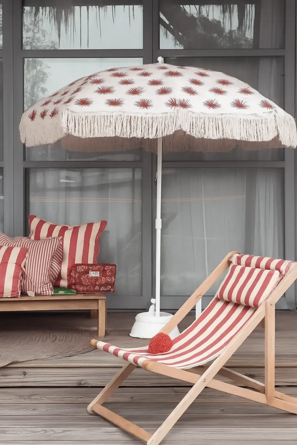 Sombrillas cancheras para lograr sombra en tu pileta sin perder el estilo.