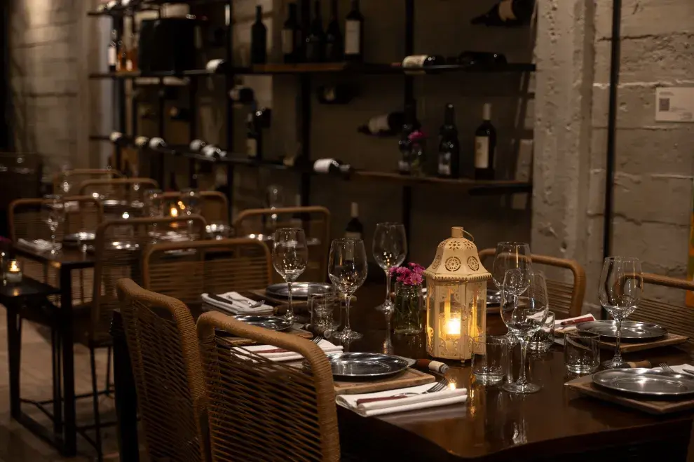 Cena, música y cotillón en Somos Asado