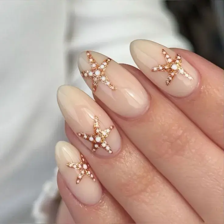 Sea nails: 12 diseños de uñas inspirados en el mar para empezar el 2026