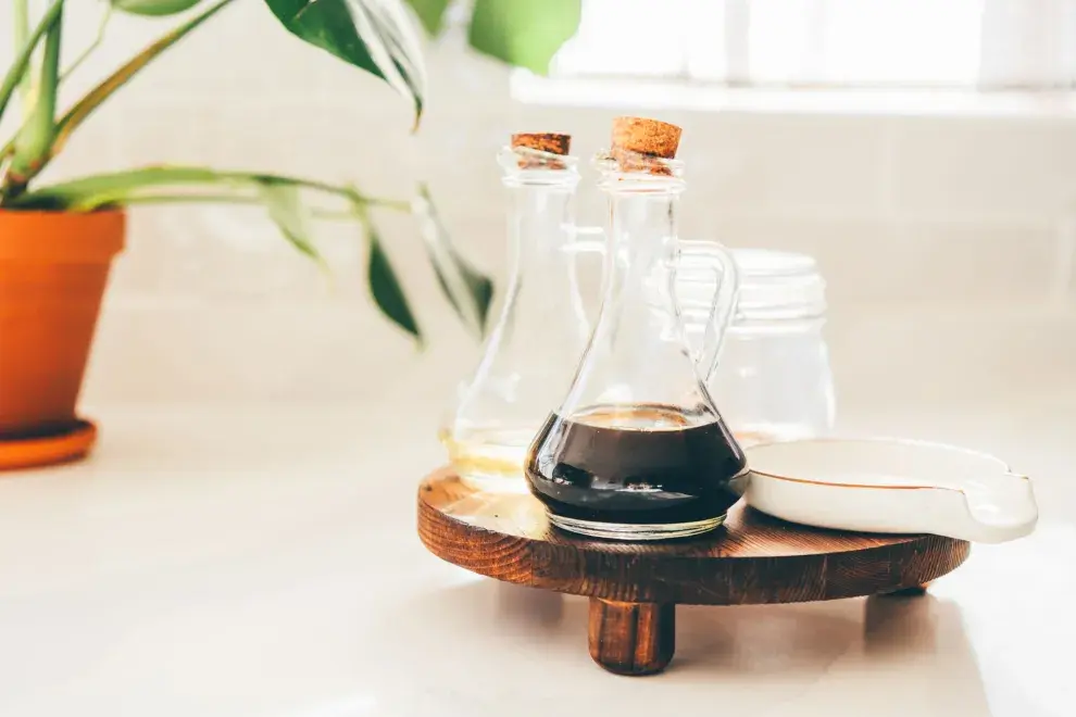 Esta ensalada es perfecta para un almuerzo al aire libre o como plato principal en una cena liviana. Podés sumarle frutos secos o semillas para más crunch y proteínas.