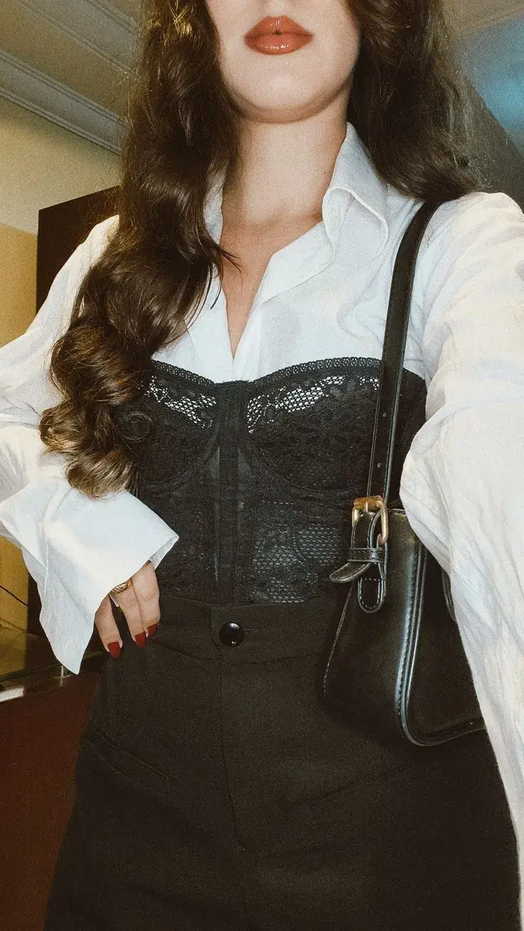 Gotic style: la tendencia de moda que trae “Cumbres Borrascosas”