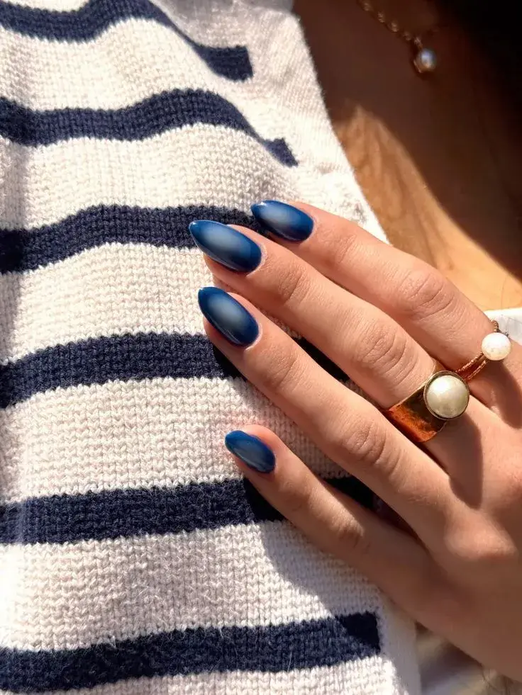 El degradé es una de las tendencias del nail art. Combiná los tonos que más te gusten