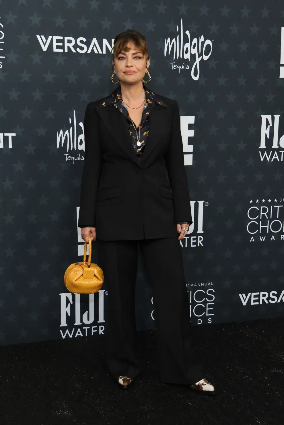 Los looks más espectaculares en la alfombra roja de los Critics Choice Awards 2026 EN VIVO