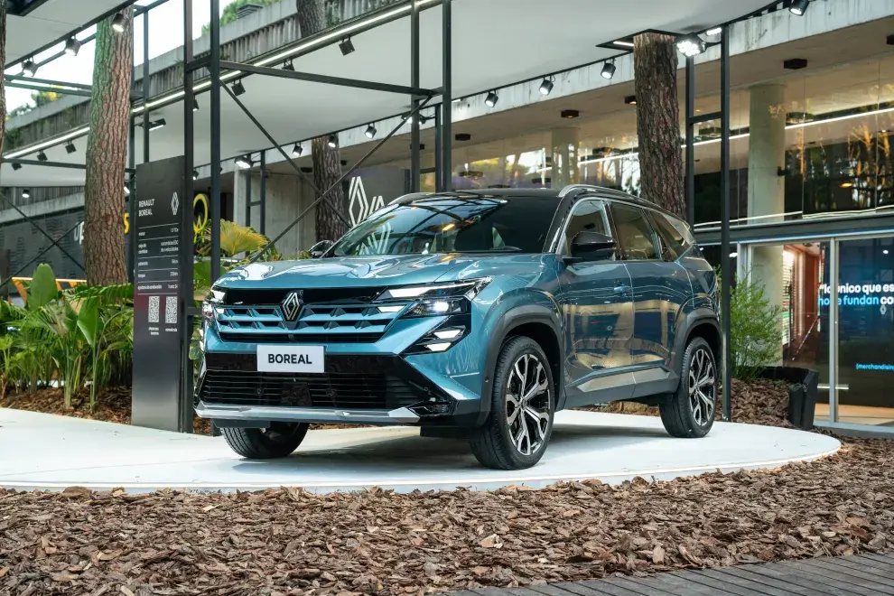 Presentación del próximo lanzamiento, Renault Boreal.