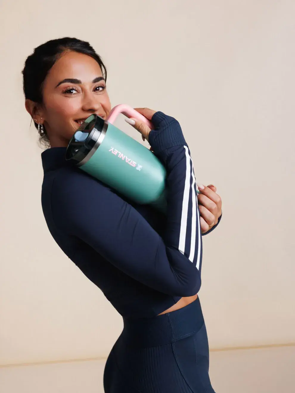 Anto decidió apostar por una propuesta propia junto a Stanley, la firma especializada en productos de hidratación y accesorios de uso diario.