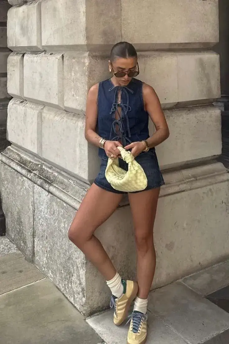 El butter yellow es el gran protagonista de la temporada de verano