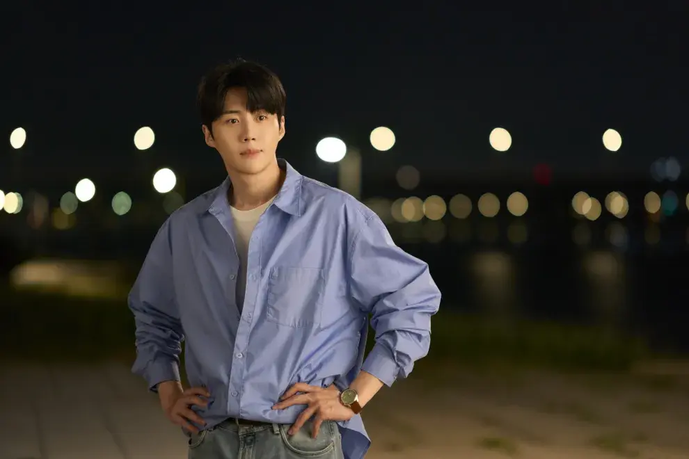 Kim Seon-ho es Joo Ho-jin en Can This Love Be Translated?