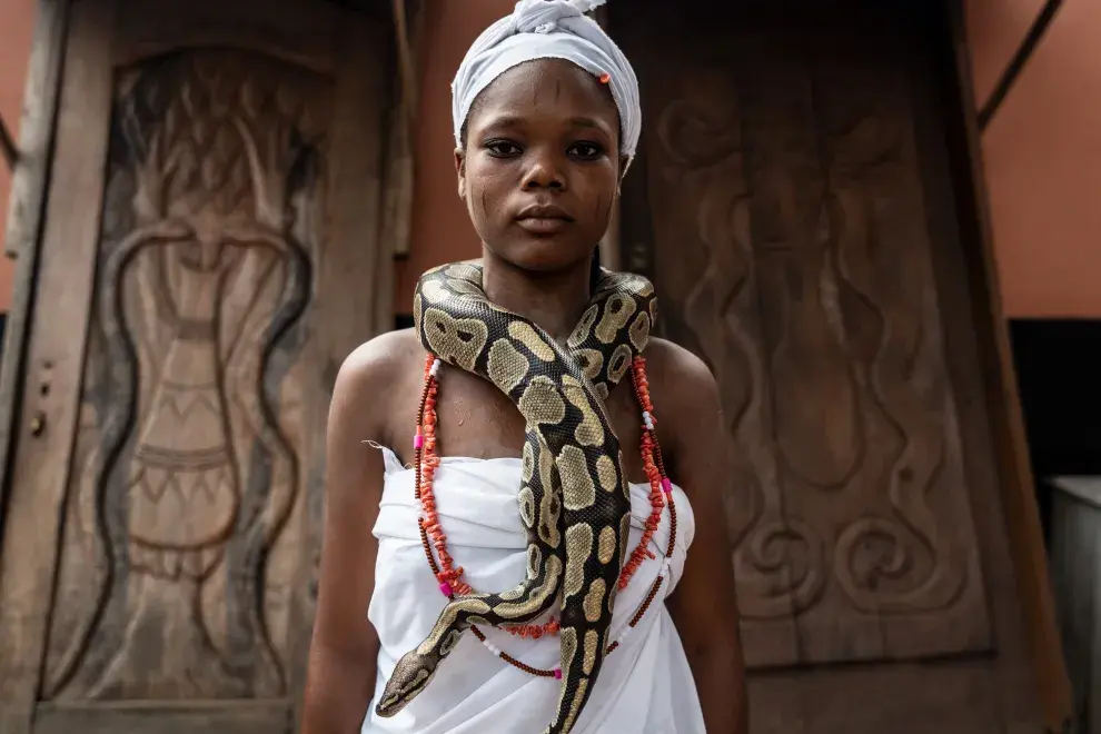 Sacerdote en Benín, Africa.