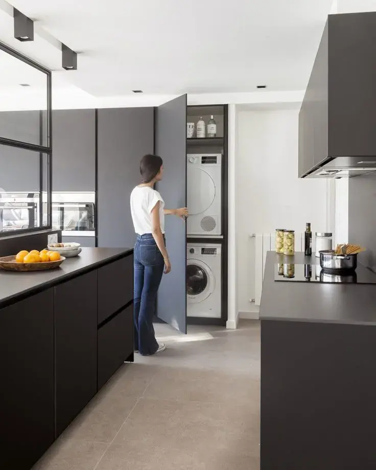 Lavaderos invisibles: cómo integrarlos sin que invadan la casa