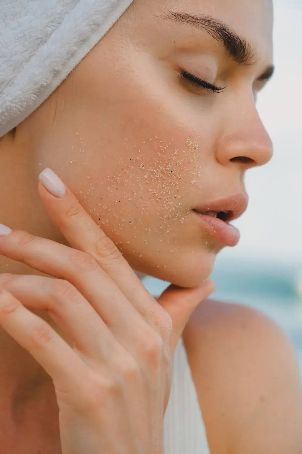 Por qué tu piel sufre después del sol y la playa.