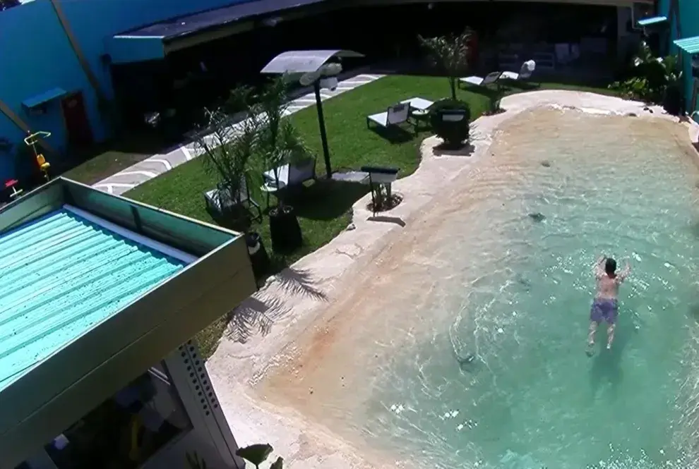 Los hermanitos de Gran Hermano Generación Dorada tienen la pileta playa que es tendencia. 