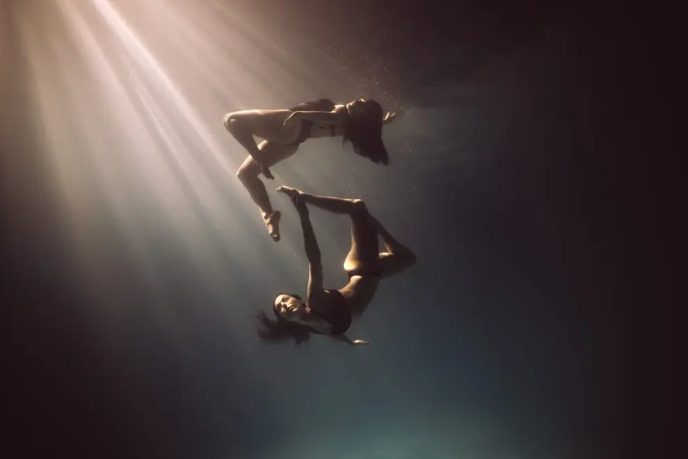 Delfina se sumergió, sin asistencia de oxígeno, junto a las nadadoras retratadas para realizar las fotos de Ninfas.