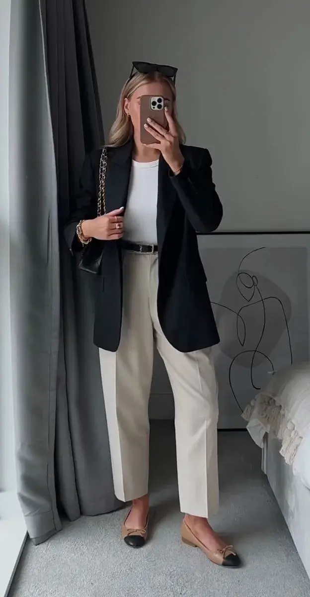 Office girl: cómo armar un armario cápsula con pocas prendas para ir a trabajar