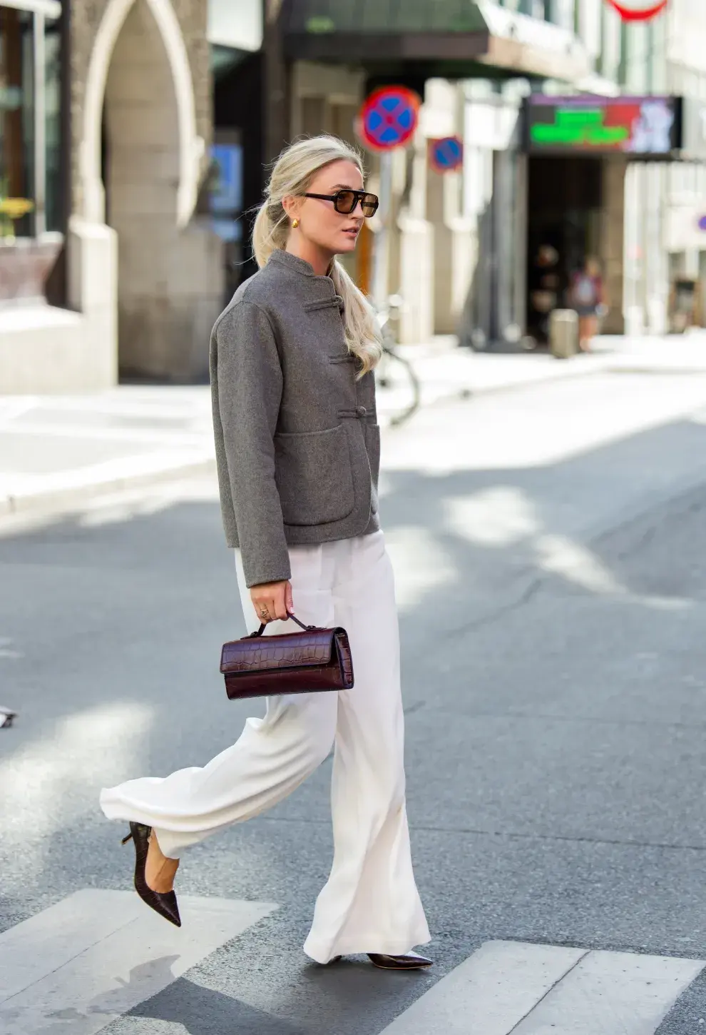 Uno de los grandes responsables de su viralización es el blazer Tang de Adidas, presentado durante la Semana de la Moda de Shanghái. 