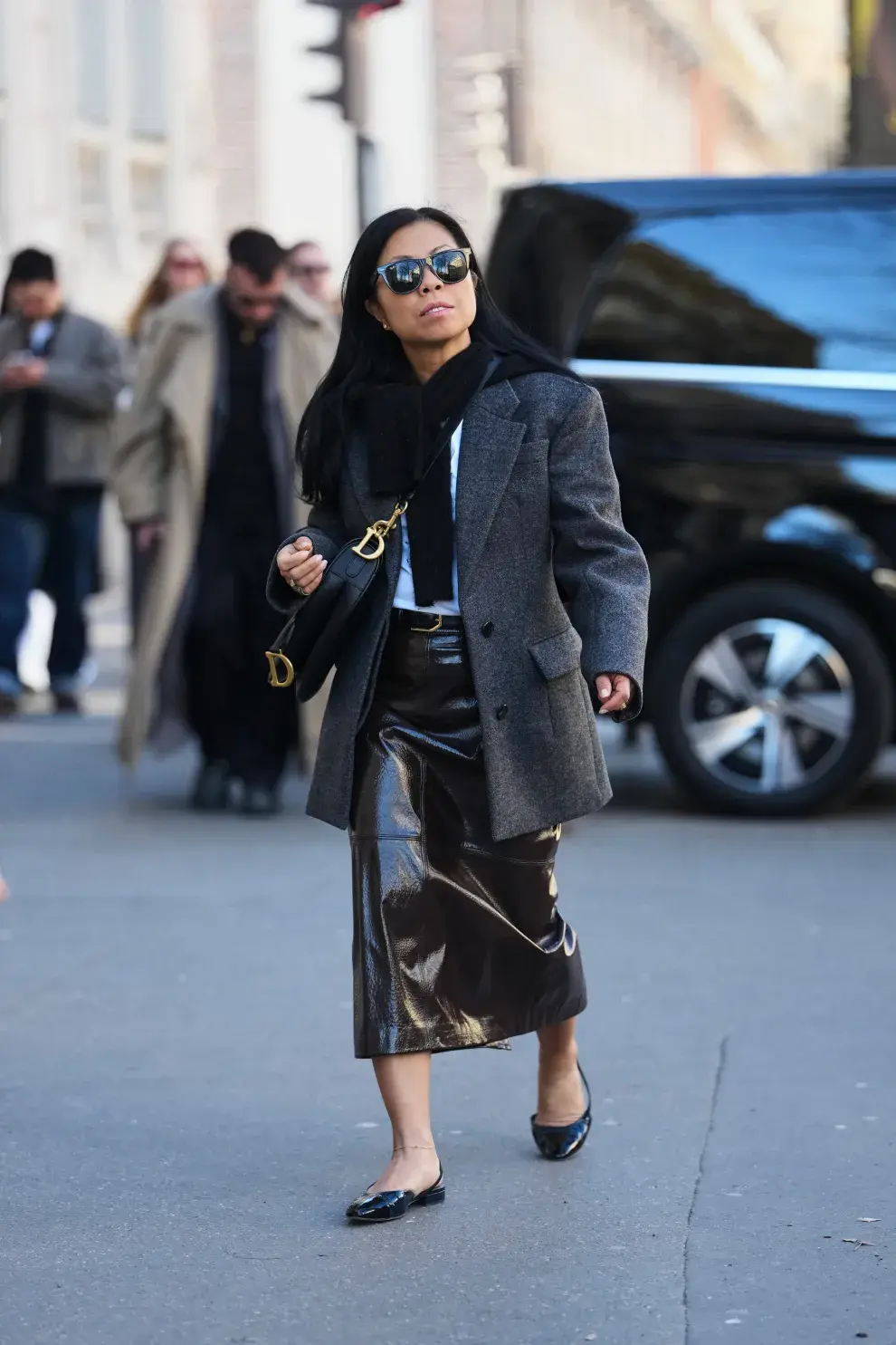 Ni de cuero ni de jean: esta es la falda que será tendencia fuerte en 2026