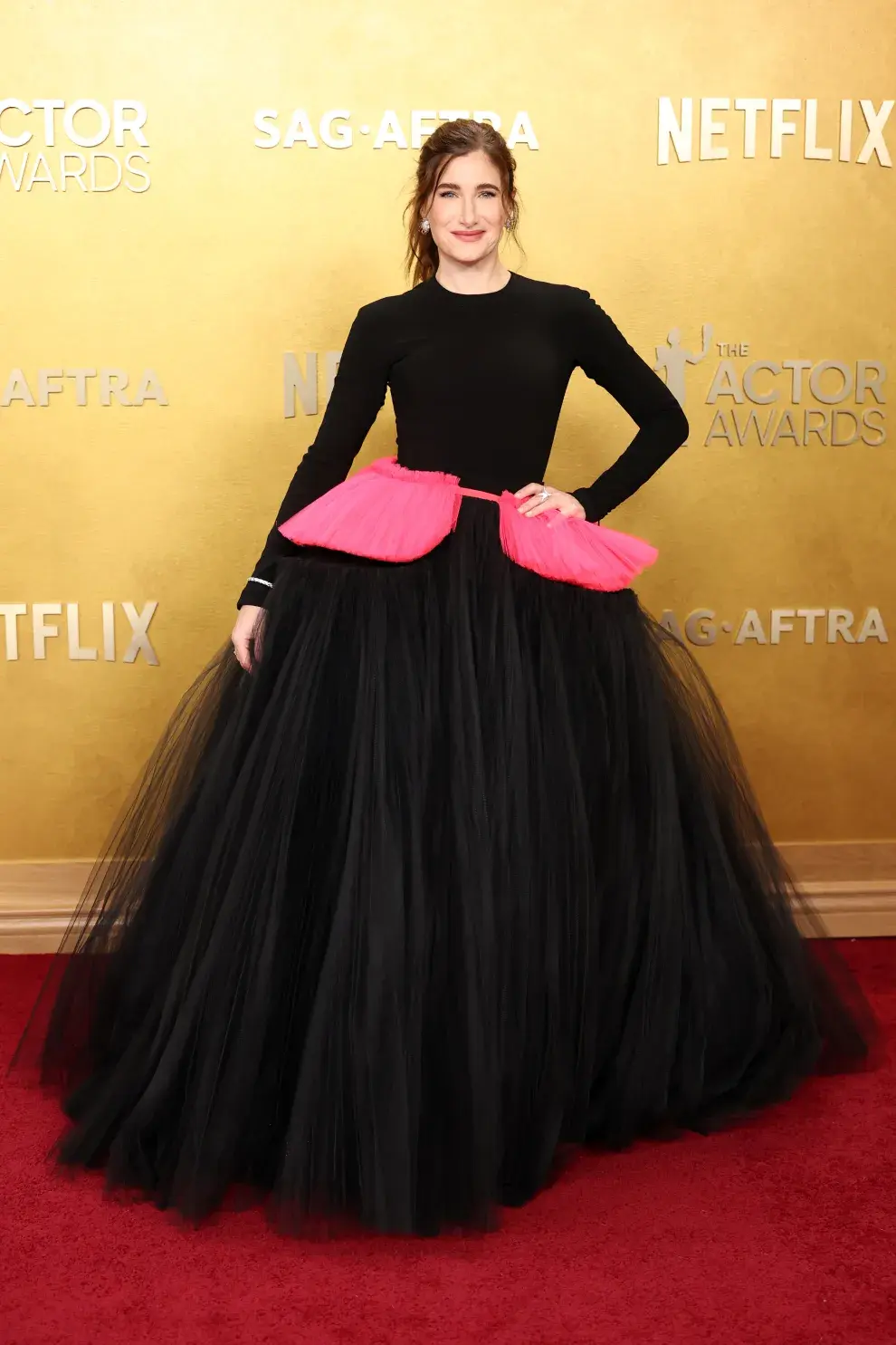 Kathryn Hahn en la alfombra roja de los Actor Awards 2026.