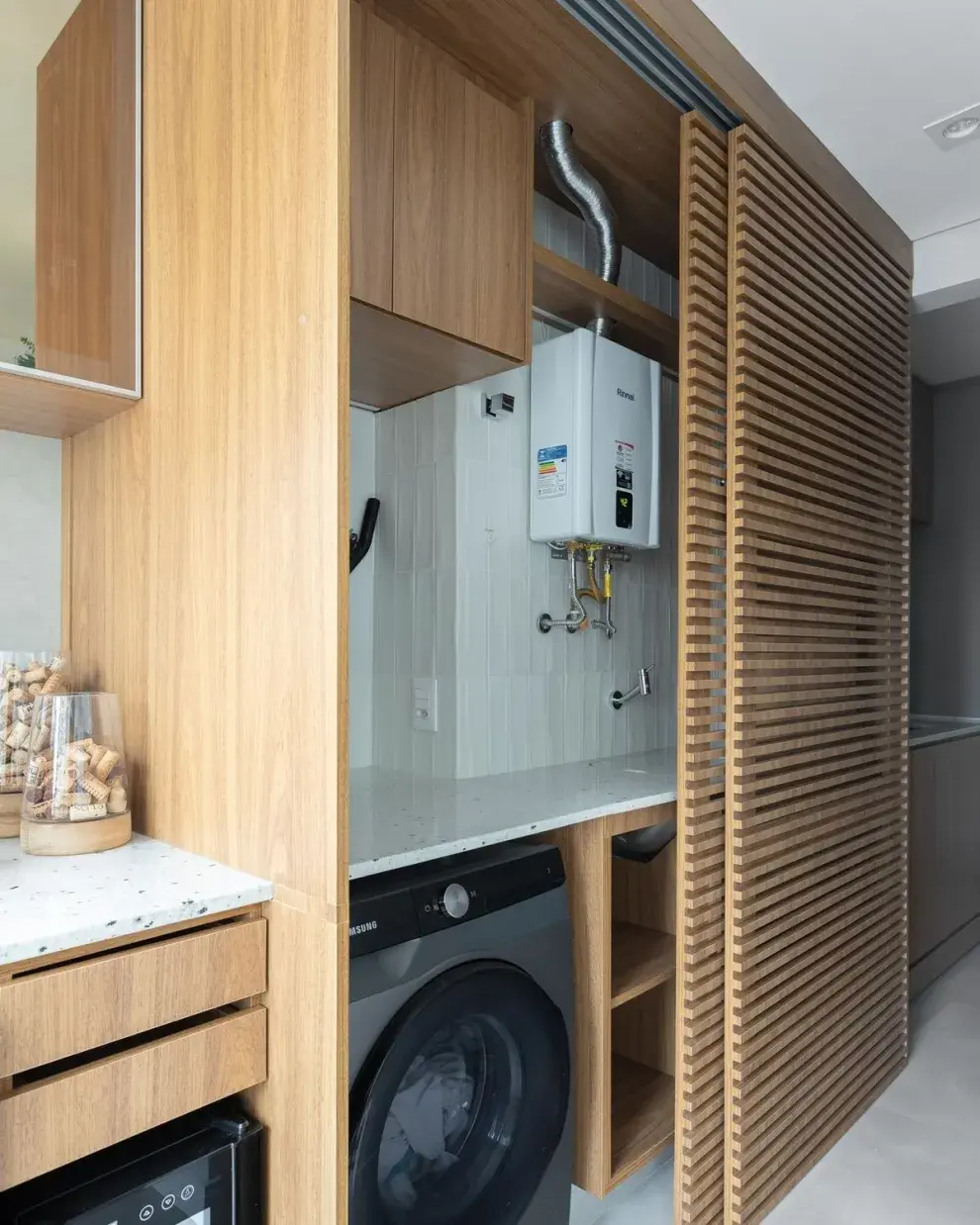 Puertas corredizas en lavaderos: las mejores ideas para ganar espacio y estilo