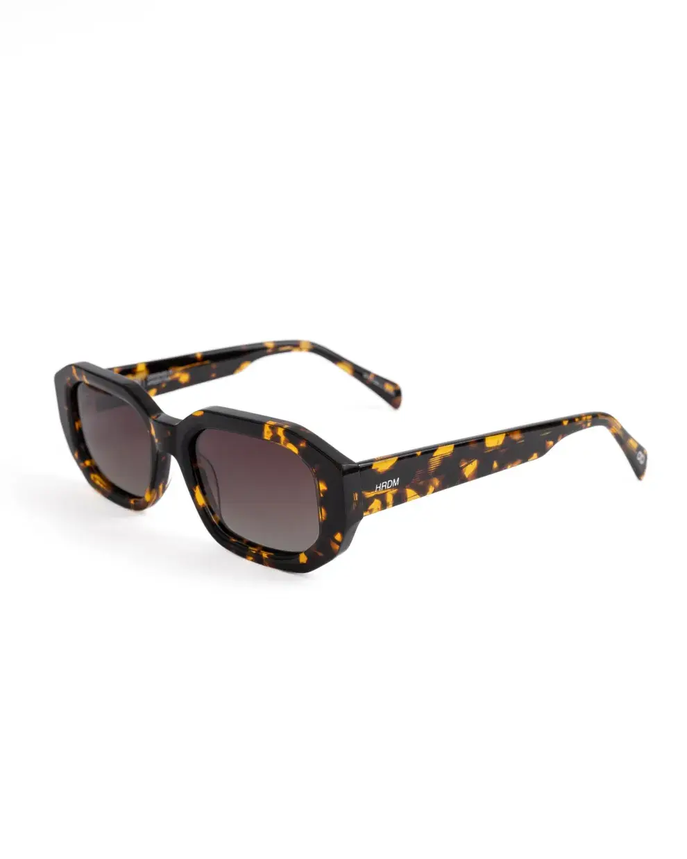 Lali redobla la apuesta y presenta su nueva colección (MODELO POPSTAR-HARDEM) - Créditos: Gentileza Prensa