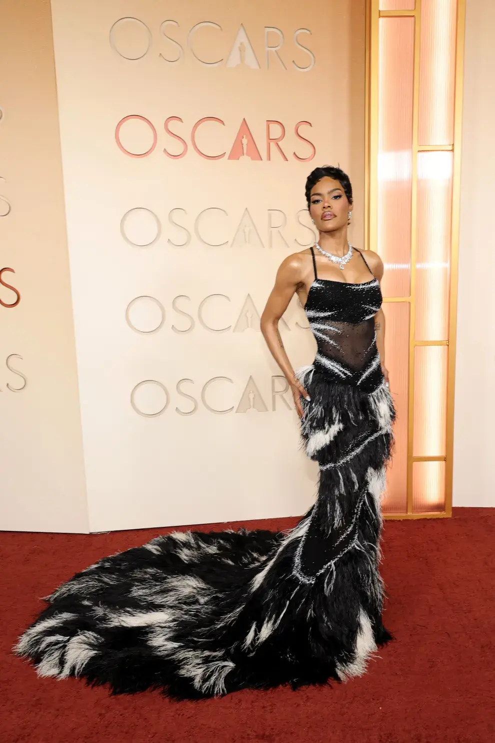 Teyana Taylor en la alfombra roja de los Premios Oscar 2026.