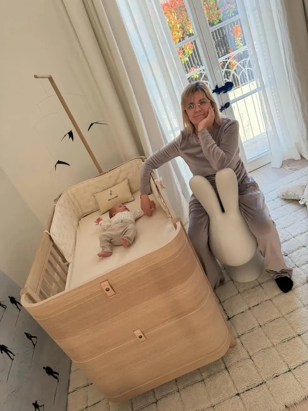 La llegada de Dante no hizo más que fortalecer ese lazo, abriendo un nuevo capítulo que combina amor, familia y proyectos compartidos.