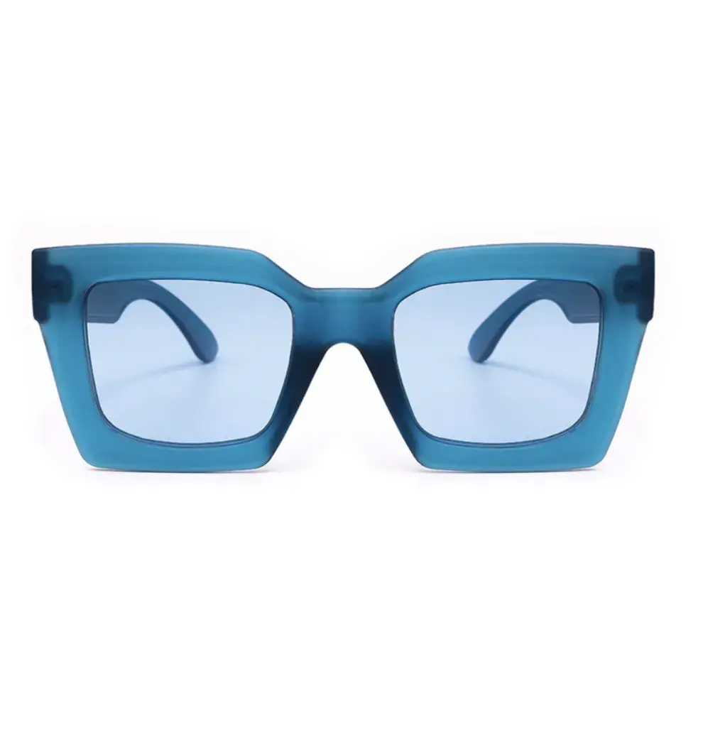 Anteojos de sol hechos a partir de plásticos reciclados.(Bonding Eyewear, $114.900)